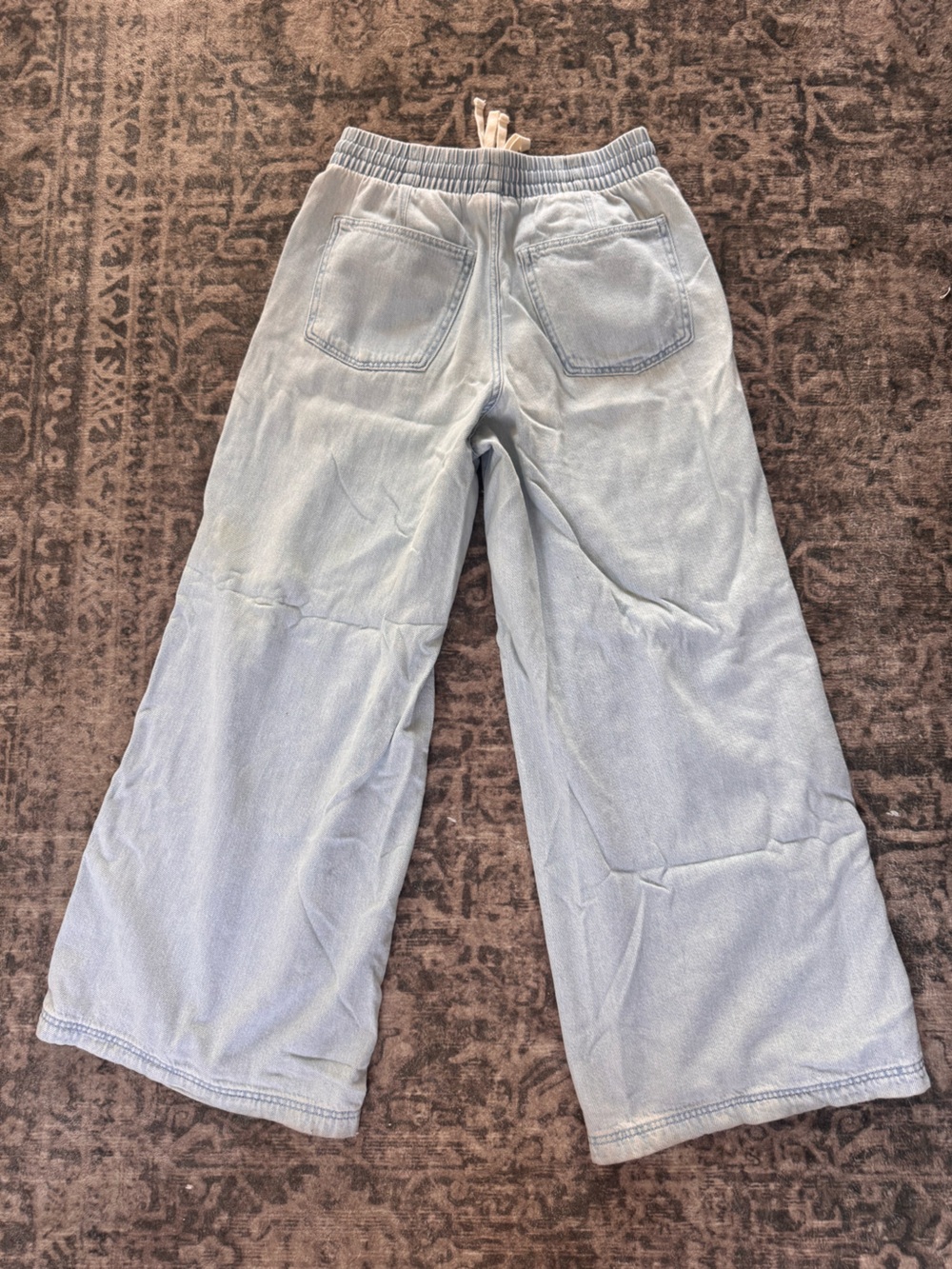 Universal Thread Light Blue Elastic Waist Denim Jeans - Picture 4 of 4